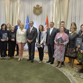 „Jednakim mogućnostima“ svečano uručen ugovor za projekat namenjen ženama u ruralnim sredinama „Jednakim mogućnostima“ svečano uručen ugovor za projekat namenjen ženama u ruralnim sredinama